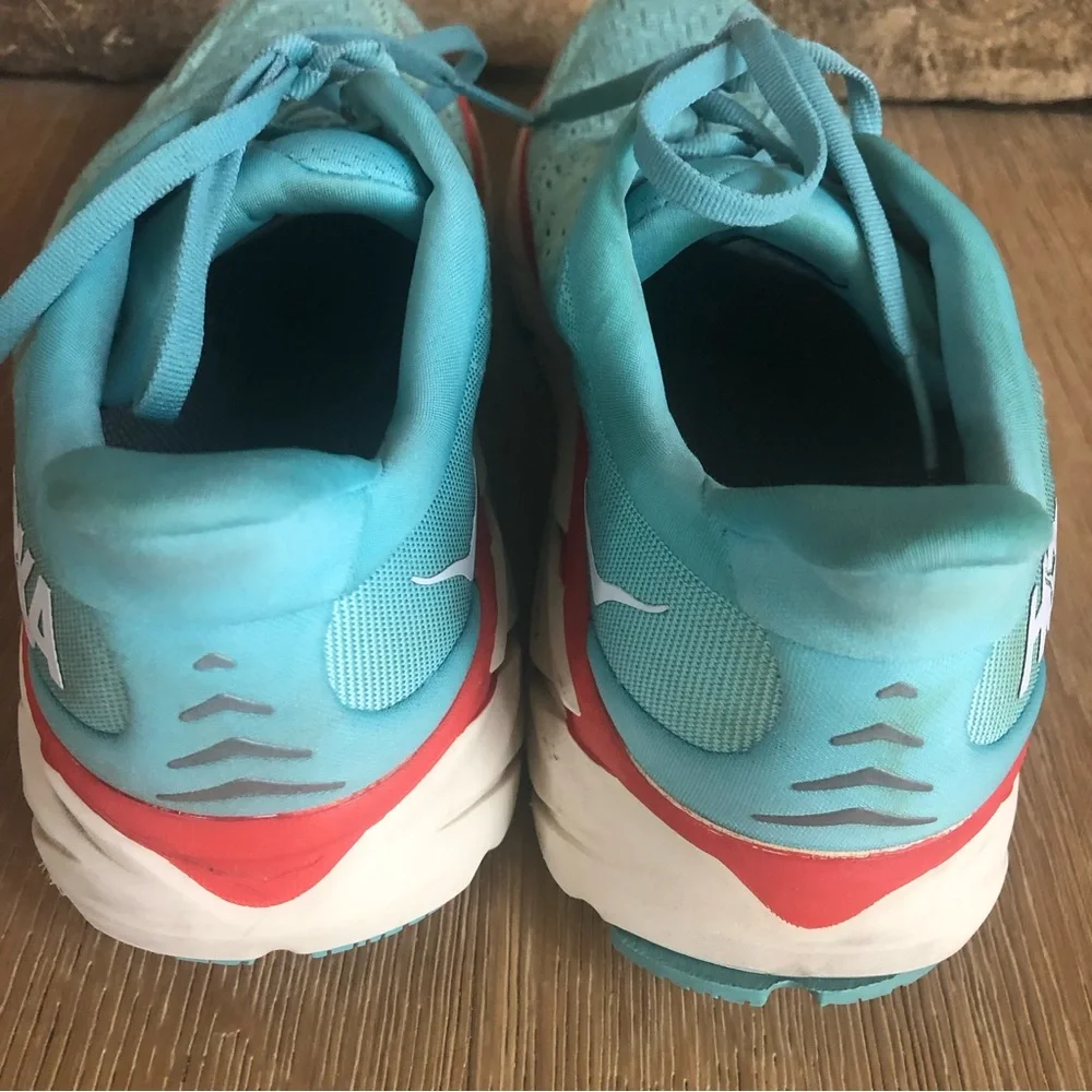Hoka One One pre owned